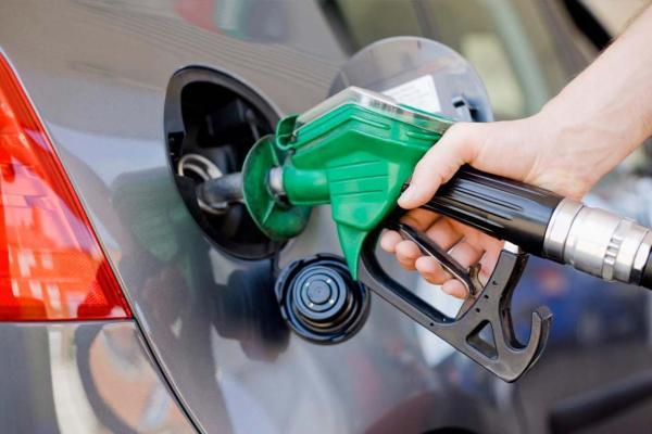 در گفت و گو با خبرنگاران اعلام شد: آخرین شرایط تغییر قیمت بنزین در ایران